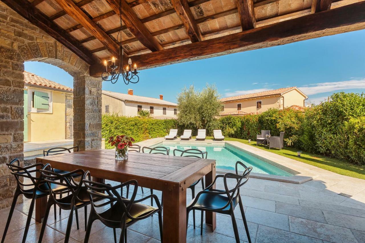 Villa Benvenuti Motovun Extérieur photo